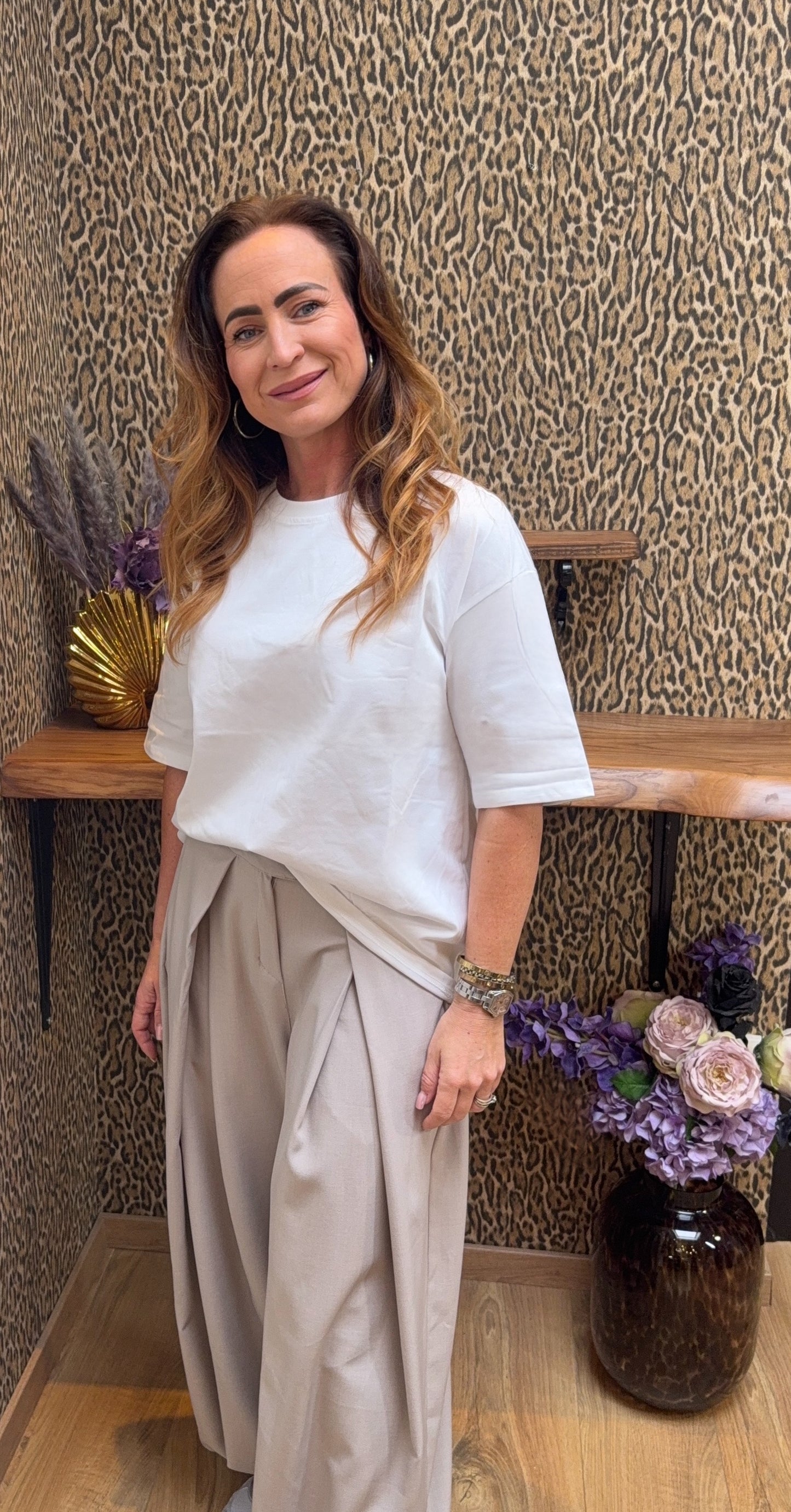 Broek “Flowy Elegance” – Taupe