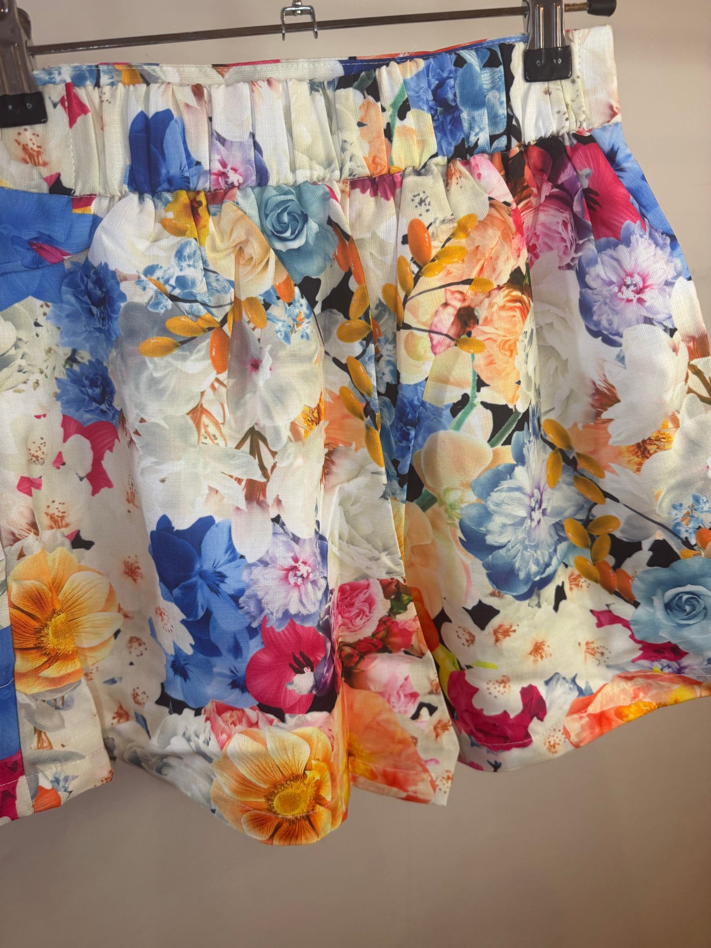 All over floral set blouse met short