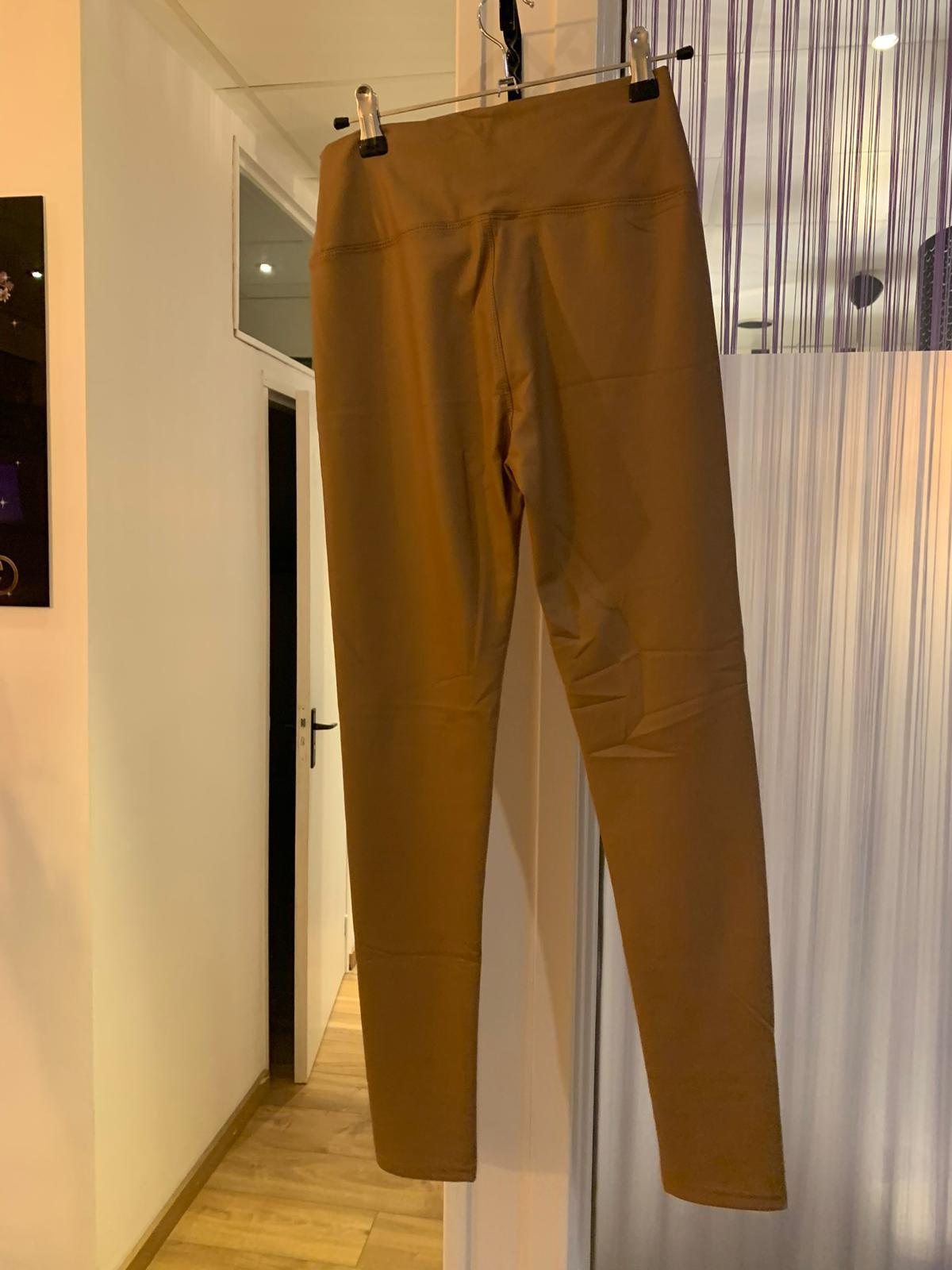 Faux leather legging camel kleur