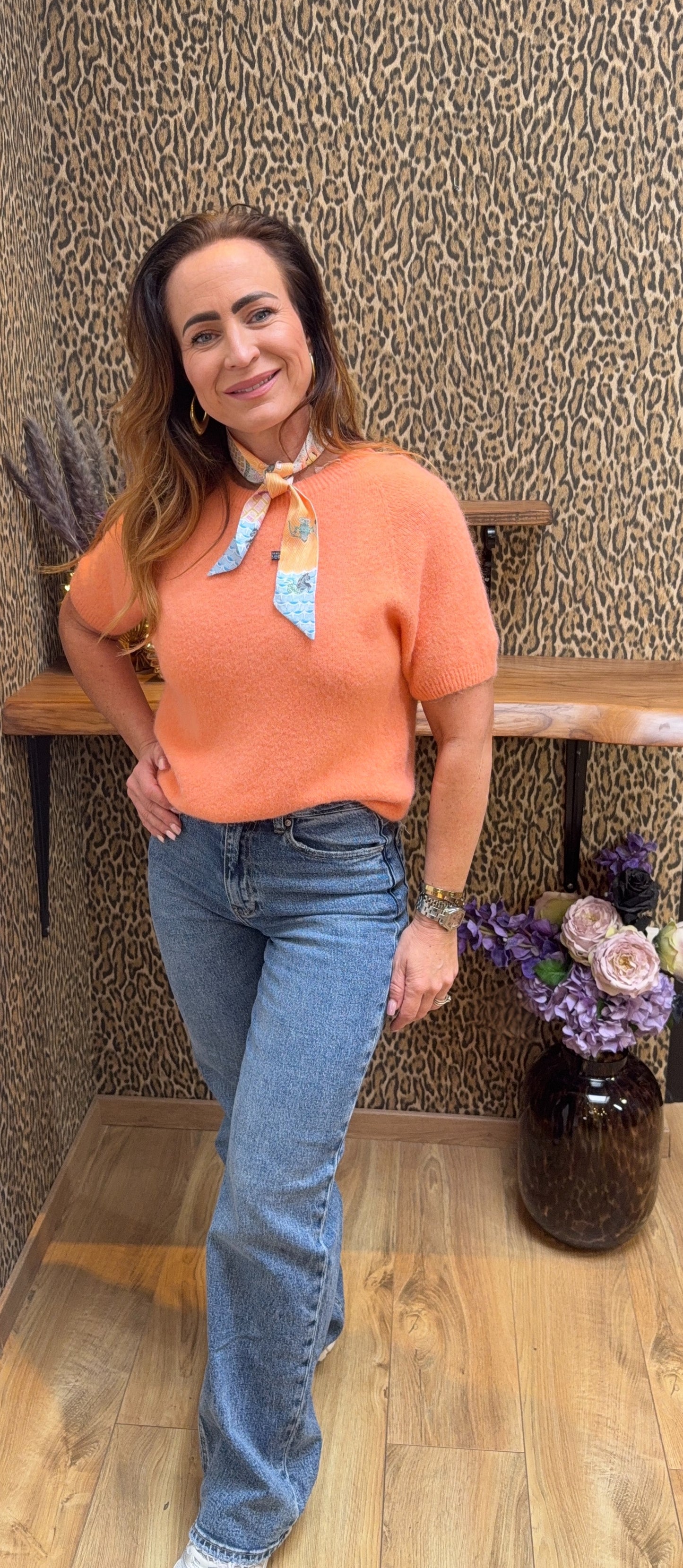 Top “Soft Knit Breeze” – Pastel Oranje