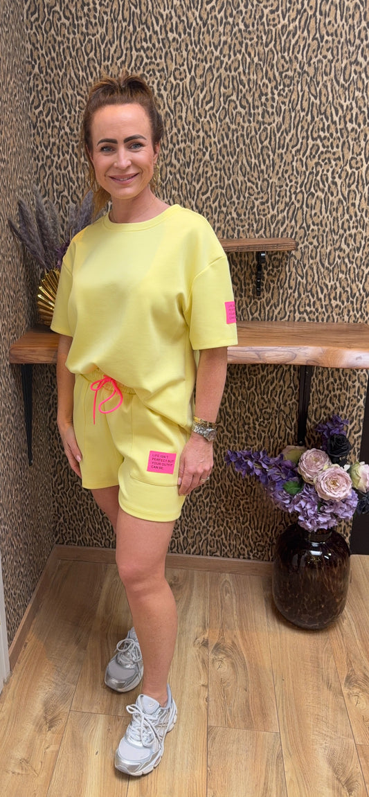 Set “Casual Glow” – Geel